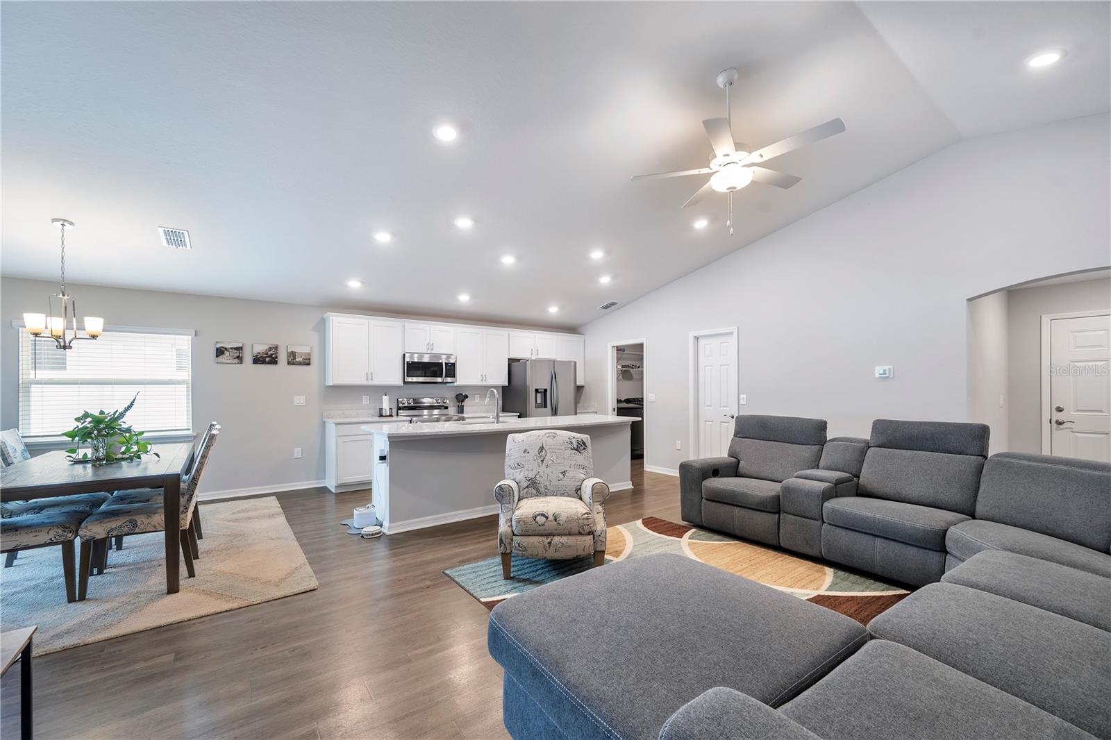 EAGLE HAMMOCK - Residential