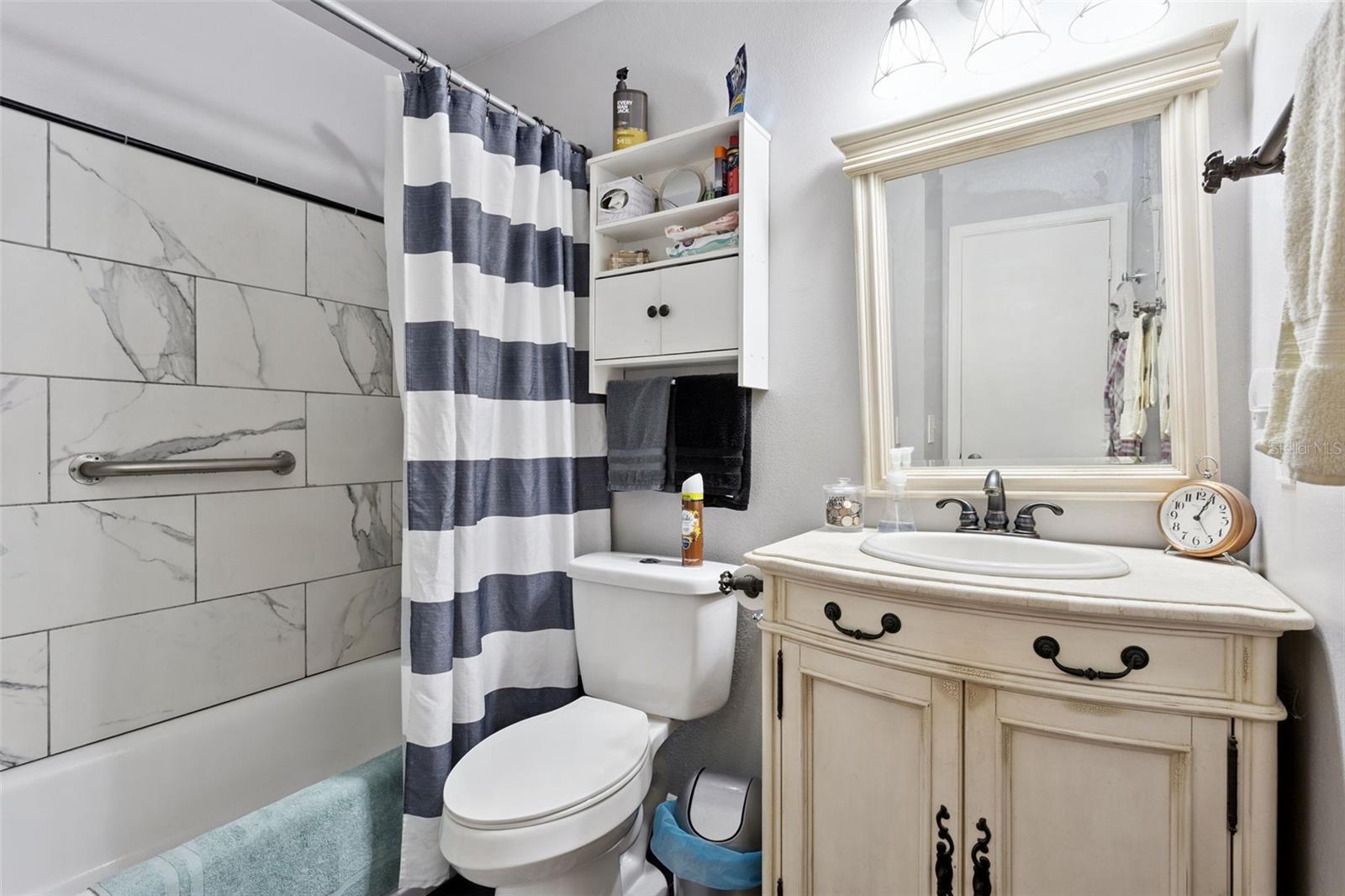 EAST UMATILLA - Residential