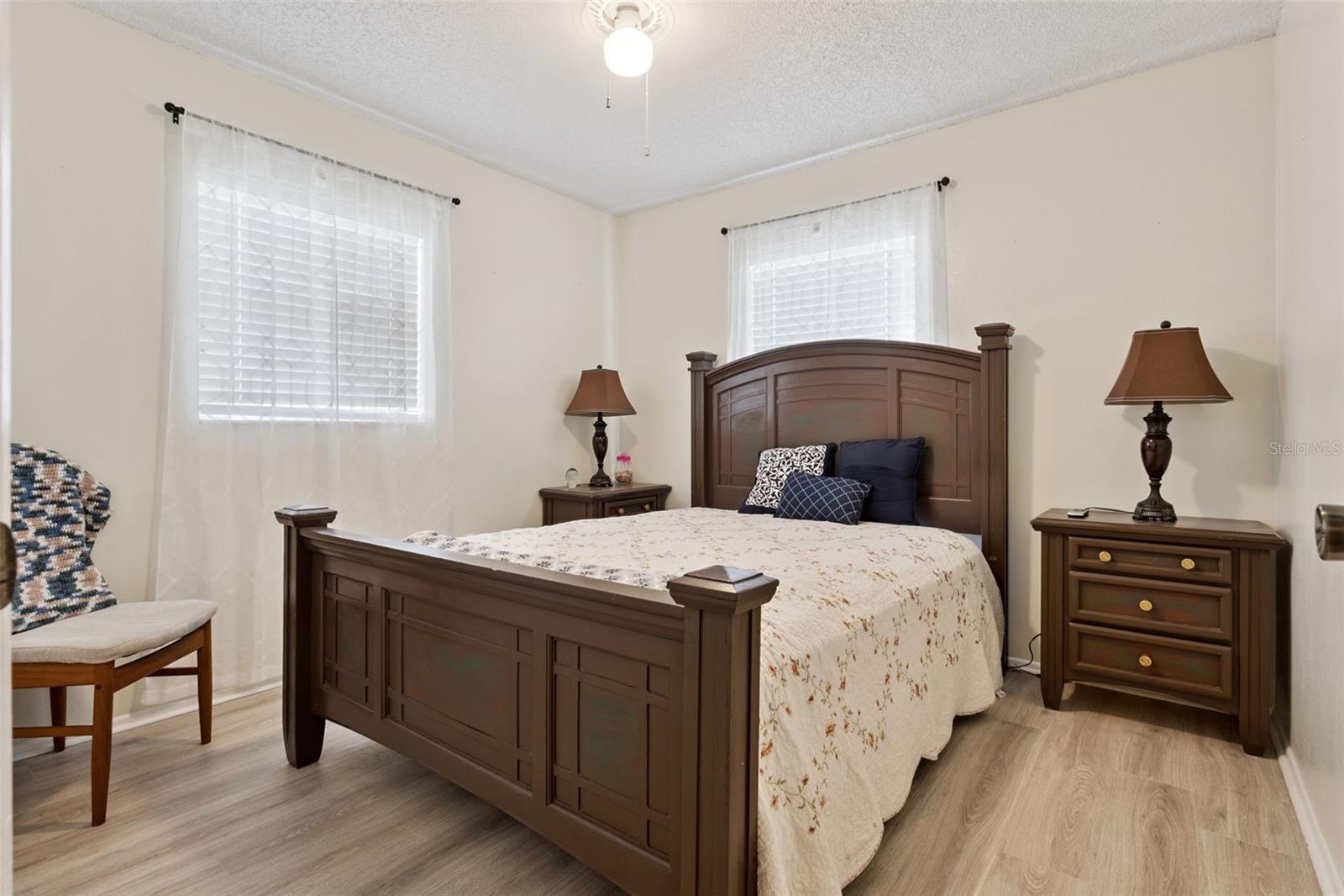 EAST UMATILLA - Residential