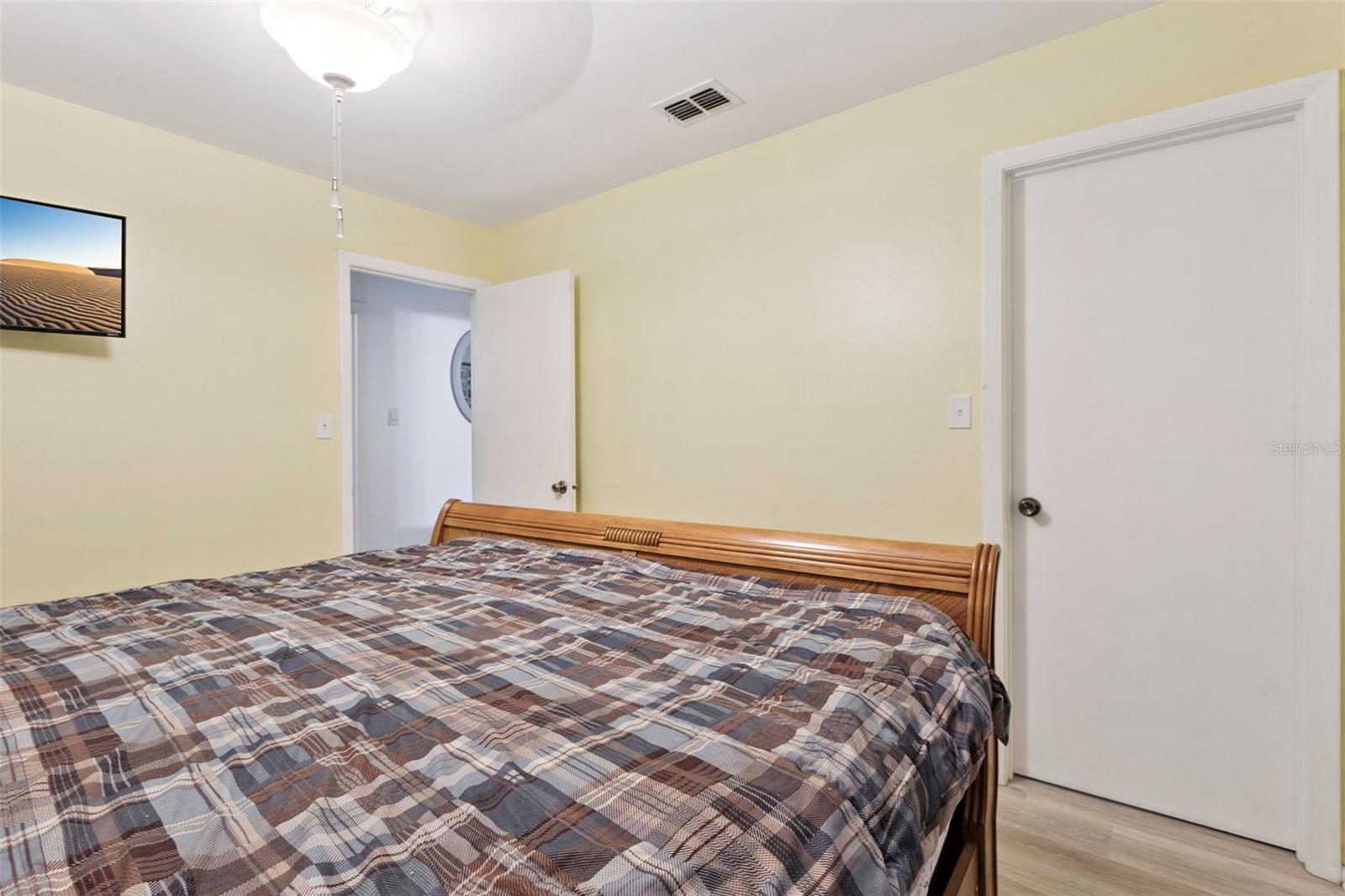 EAST UMATILLA - Residential