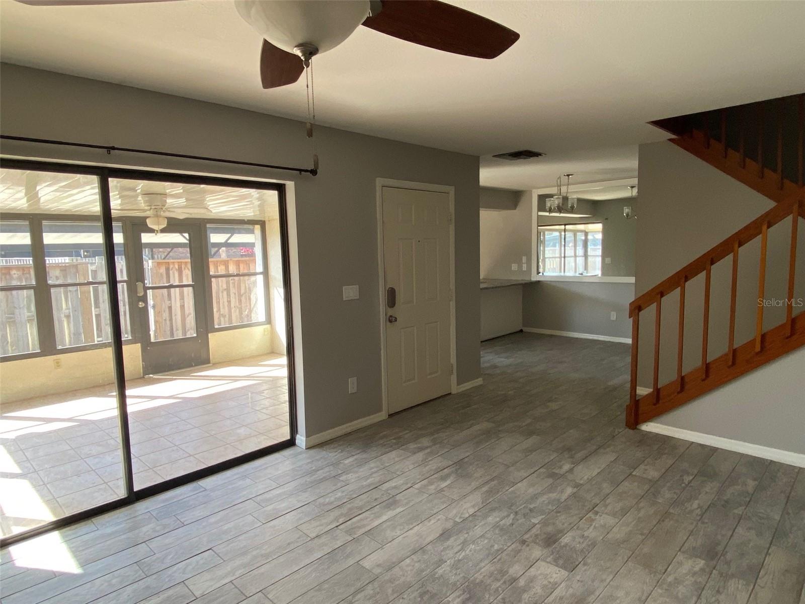 LEESBURG ROYAL OAK ESTATES - Residential