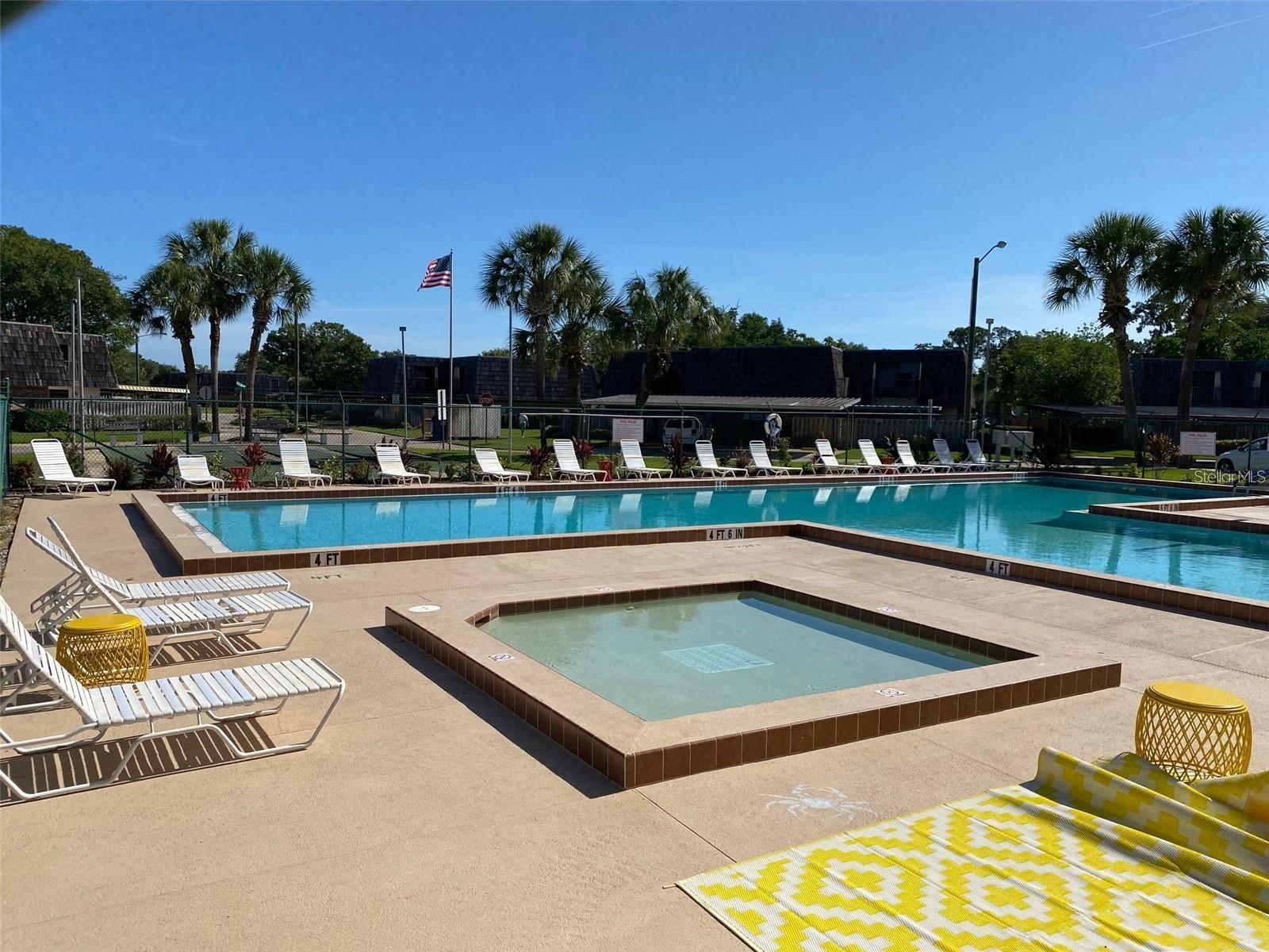 LEESBURG ROYAL OAK ESTATES - Residential