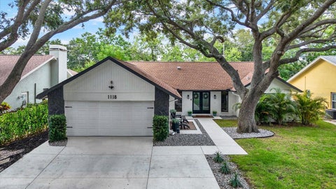 Photo of 1118 Bramblewood Dr, Safety Harbor, FL 34695 (MLS # TB8518976)