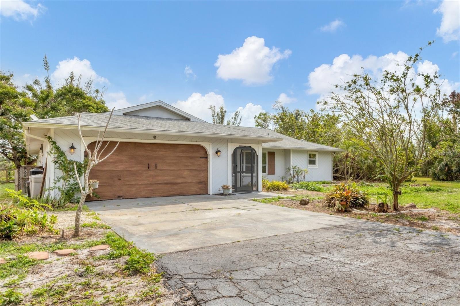 730 BUCKSKIN COURT