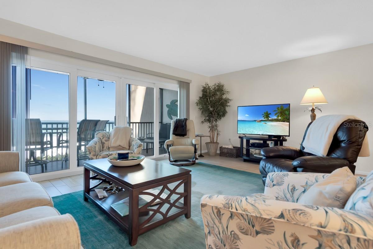 SUNSET TERRACE - Residential