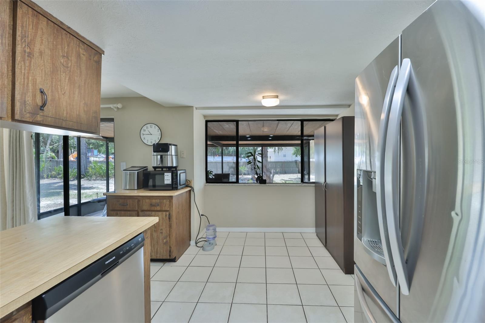 ROLLING MEADOWS - Residential
