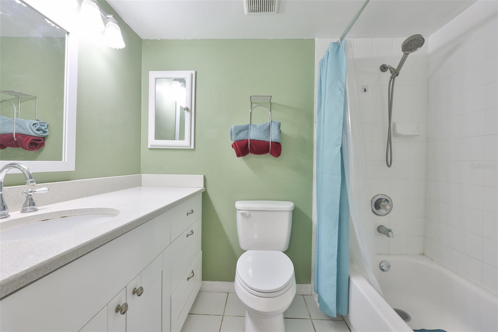 ROLLING MEADOWS - Residential