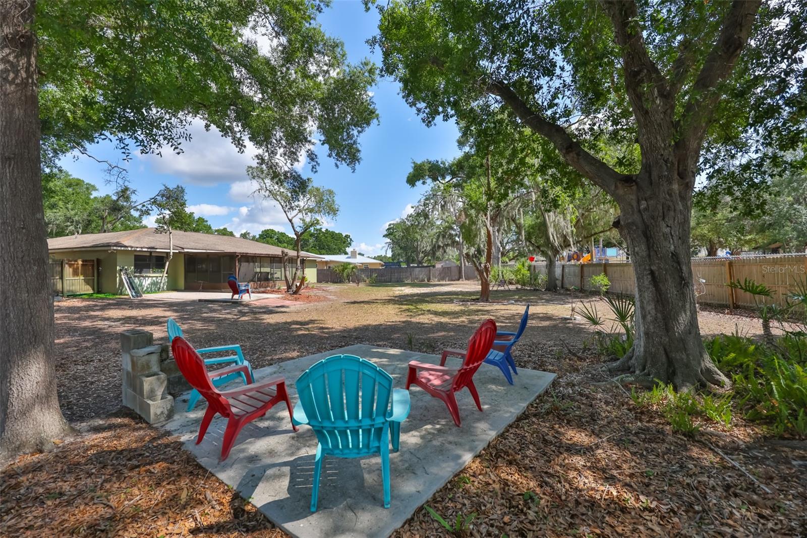 ROLLING MEADOWS - Residential