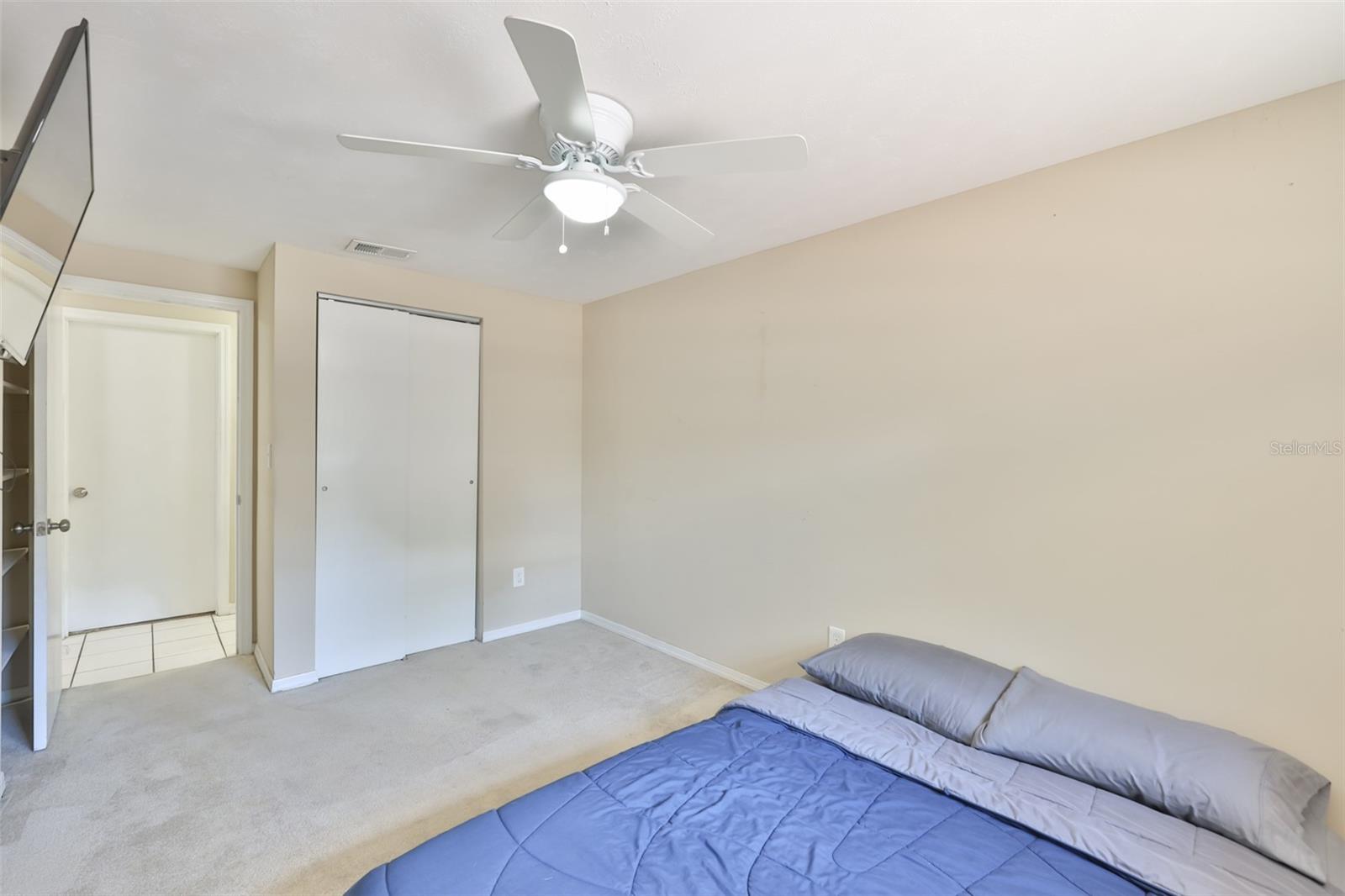 ROLLING MEADOWS - Residential