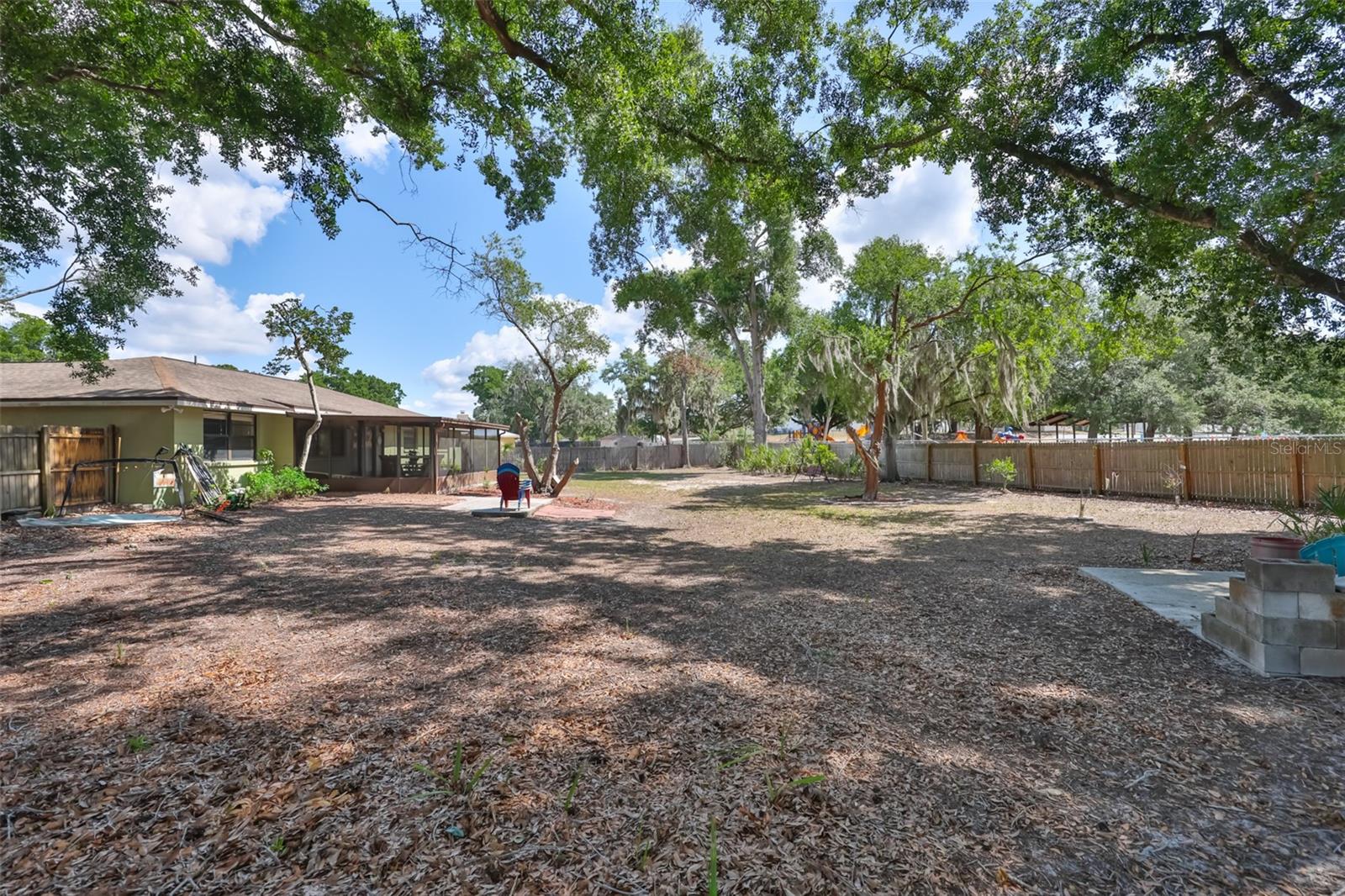 ROLLING MEADOWS - Residential