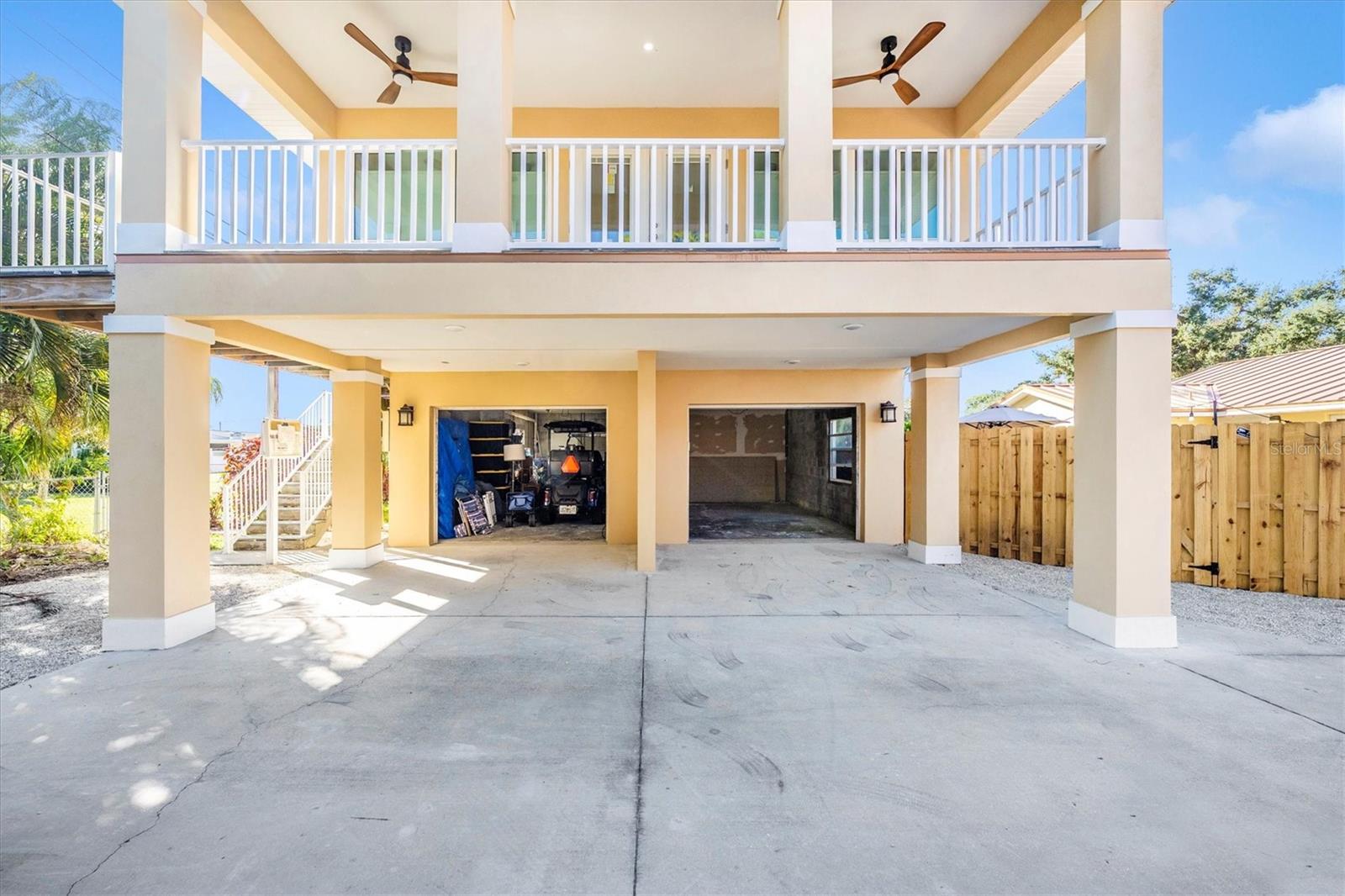 SOUTH VENEZIA PARK - Residential Lease