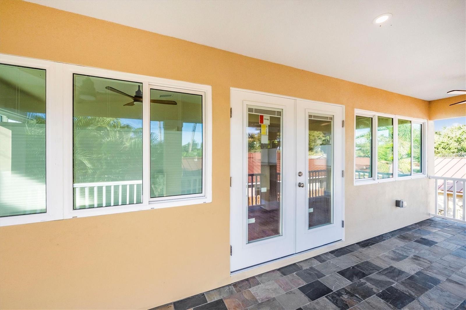 SOUTH VENEZIA PARK - Residential Lease