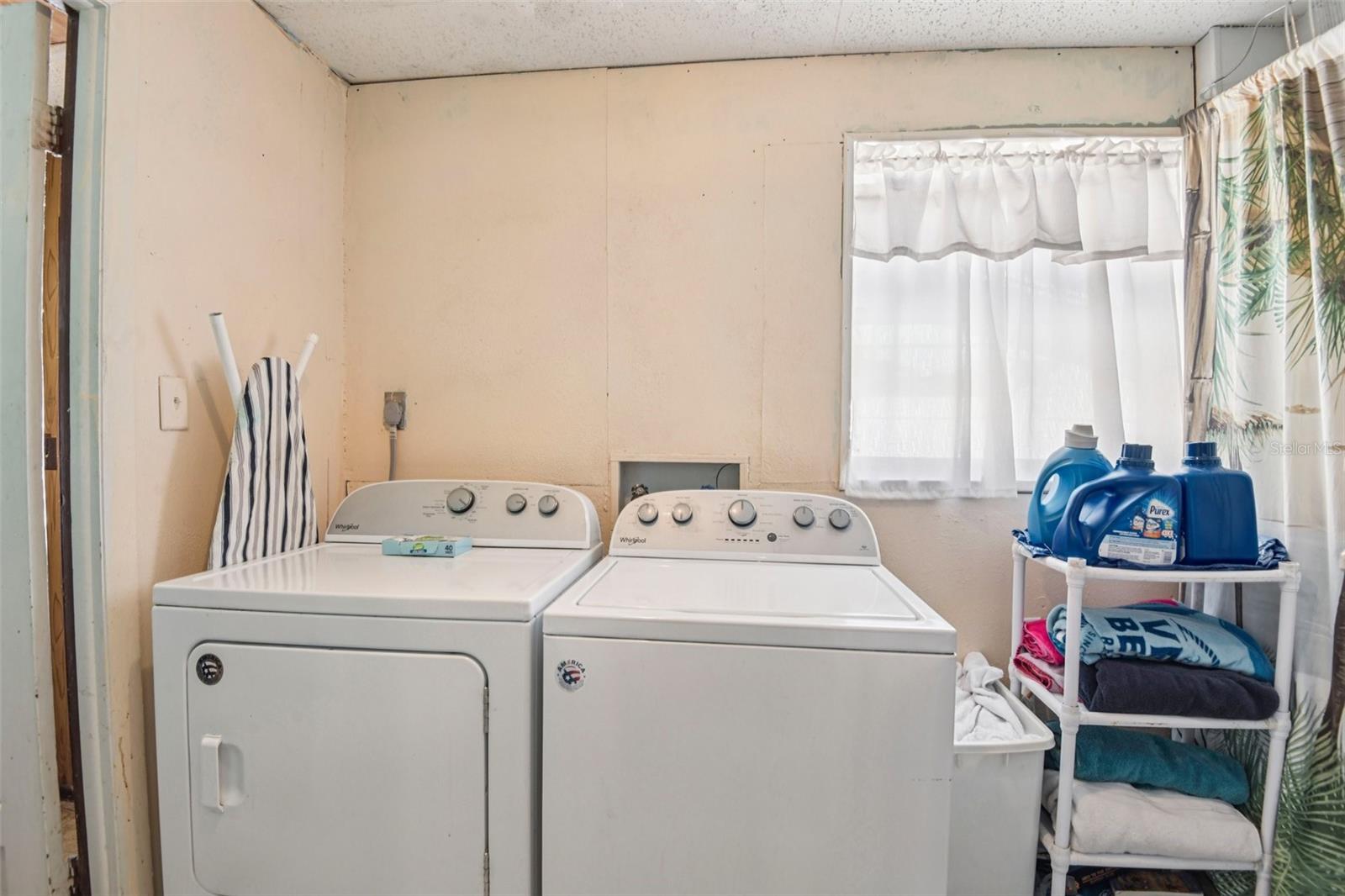 HIGHPOINT ESTATES-UNIT 2 - Residential