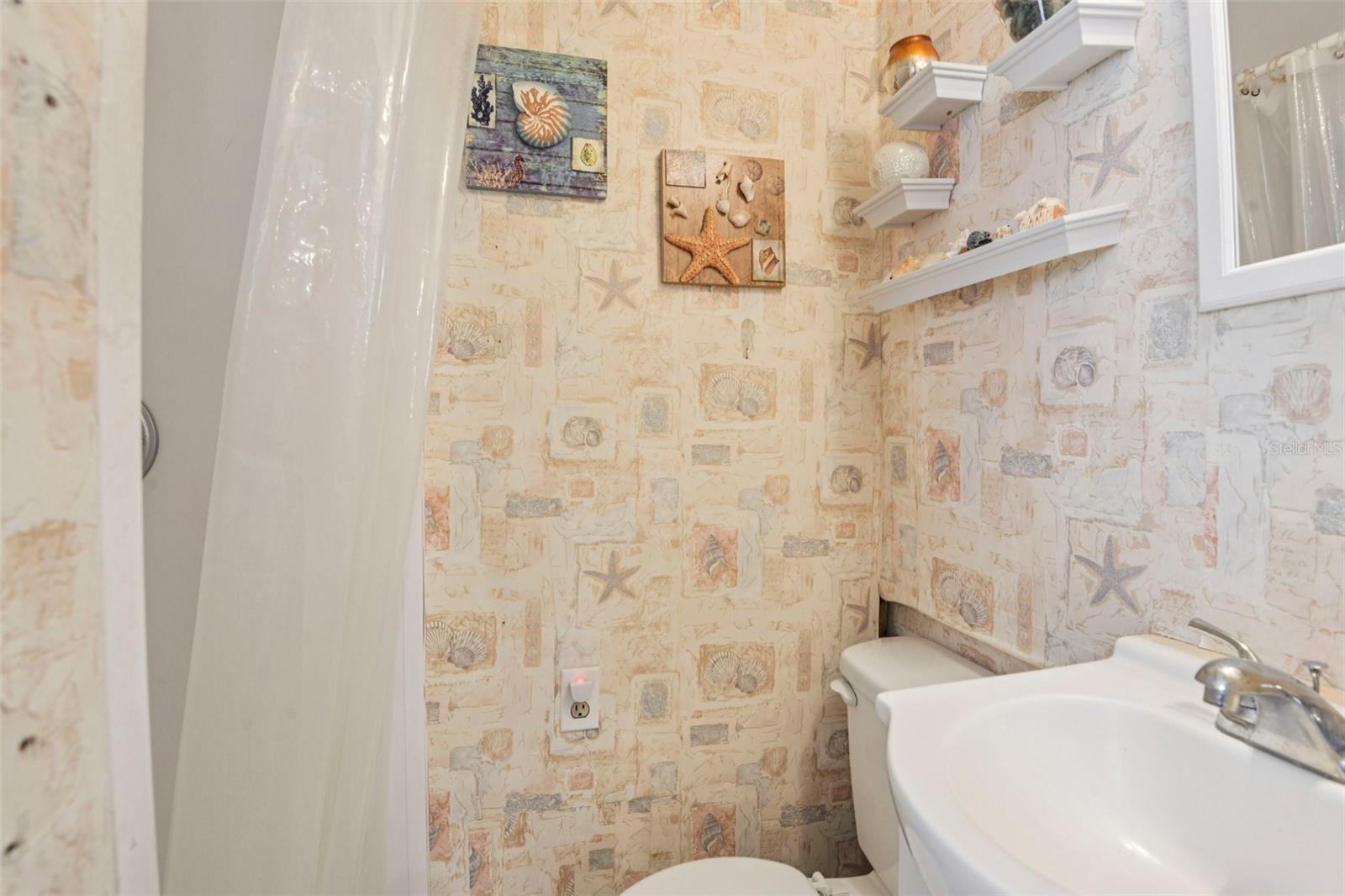 HIGHPOINT ESTATES-UNIT 2 - Residential