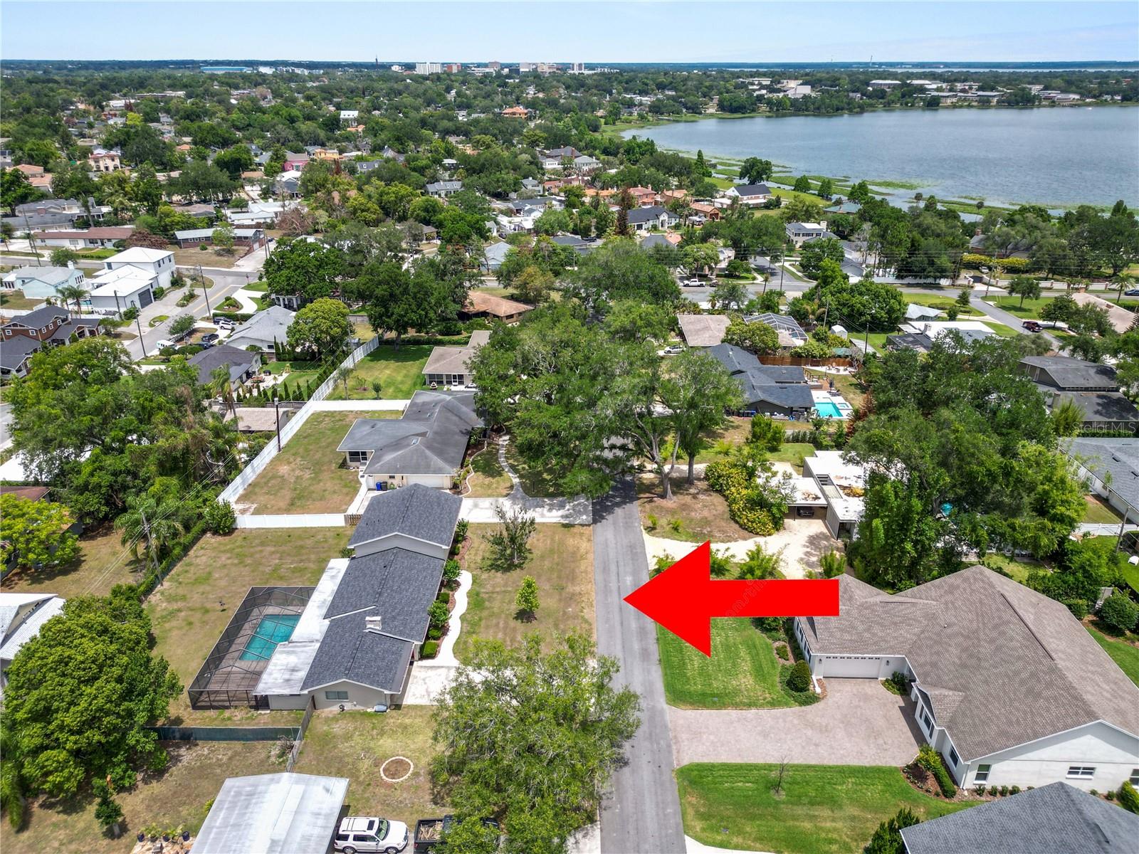 LAUREL HILL - Residential