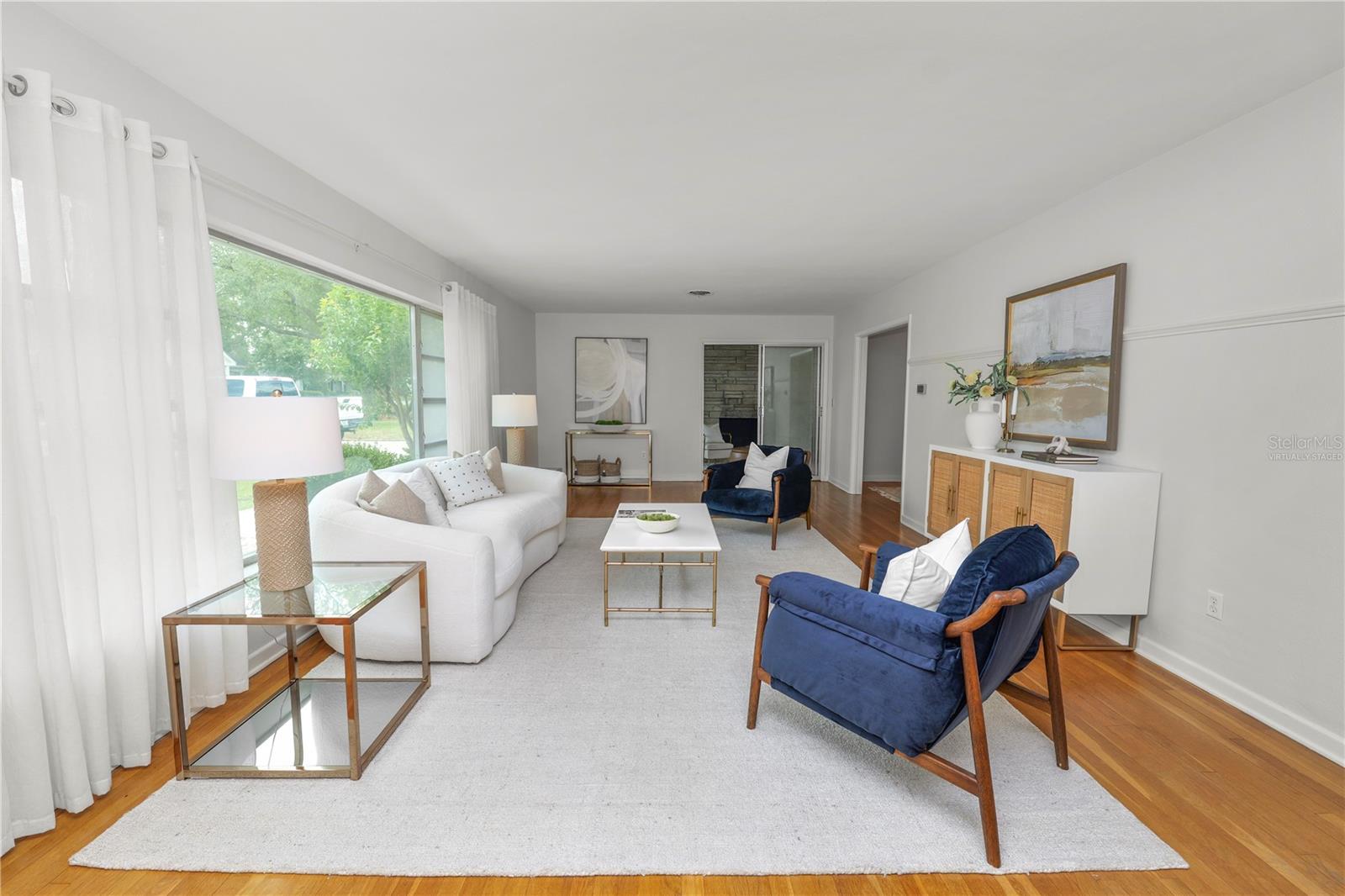 LAUREL HILL - Residential