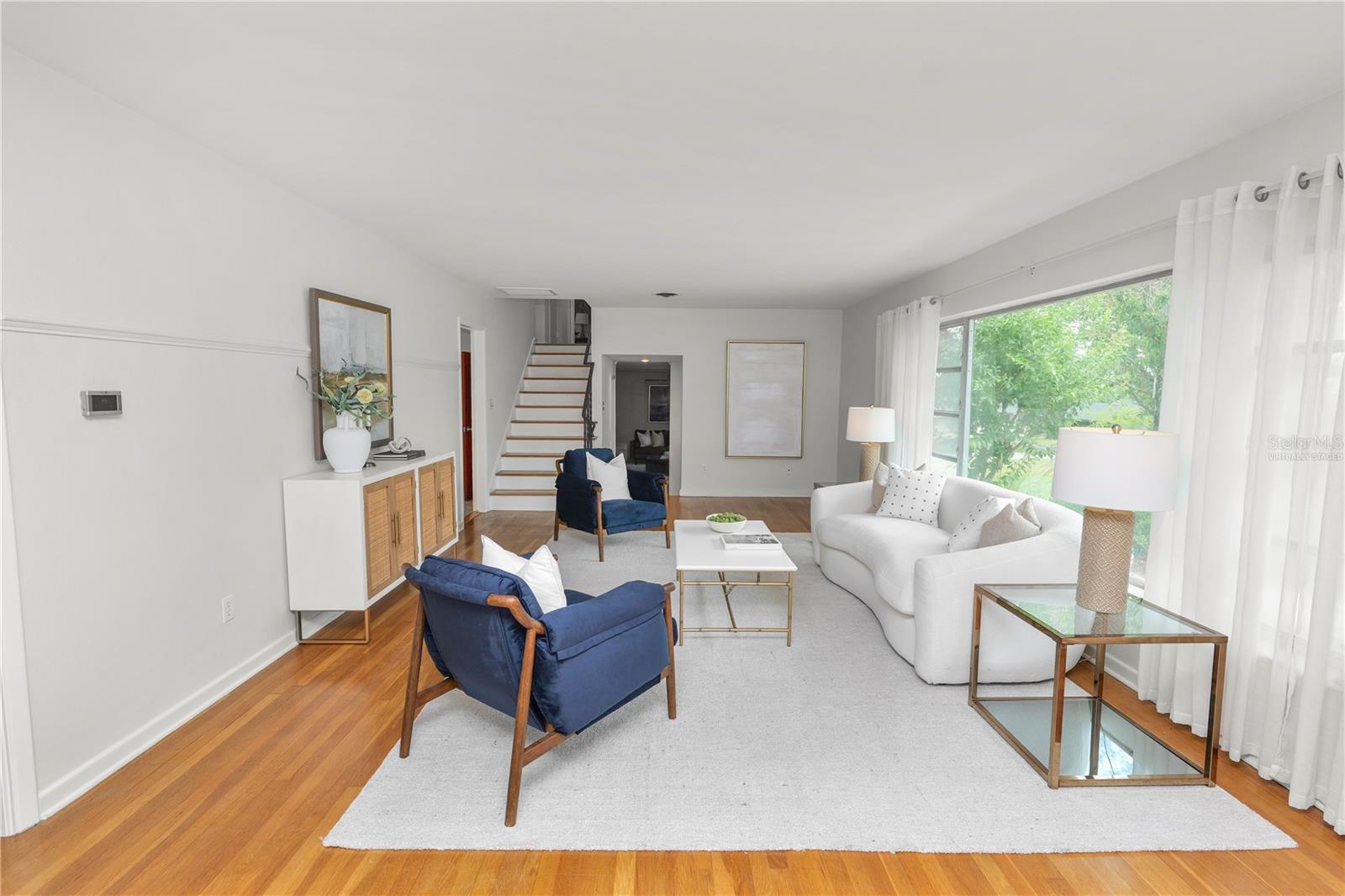 LAUREL HILL - Residential