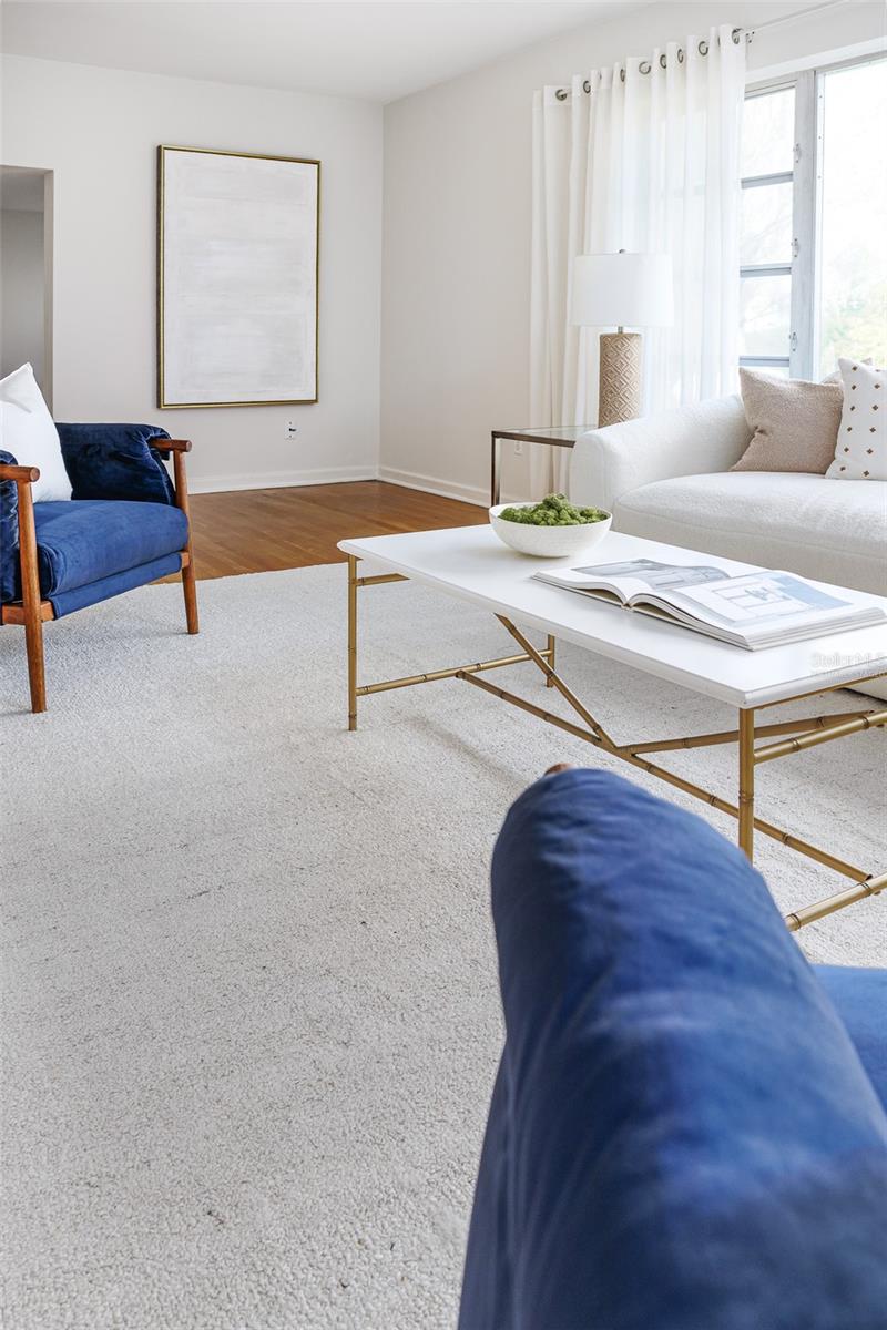 LAUREL HILL - Residential