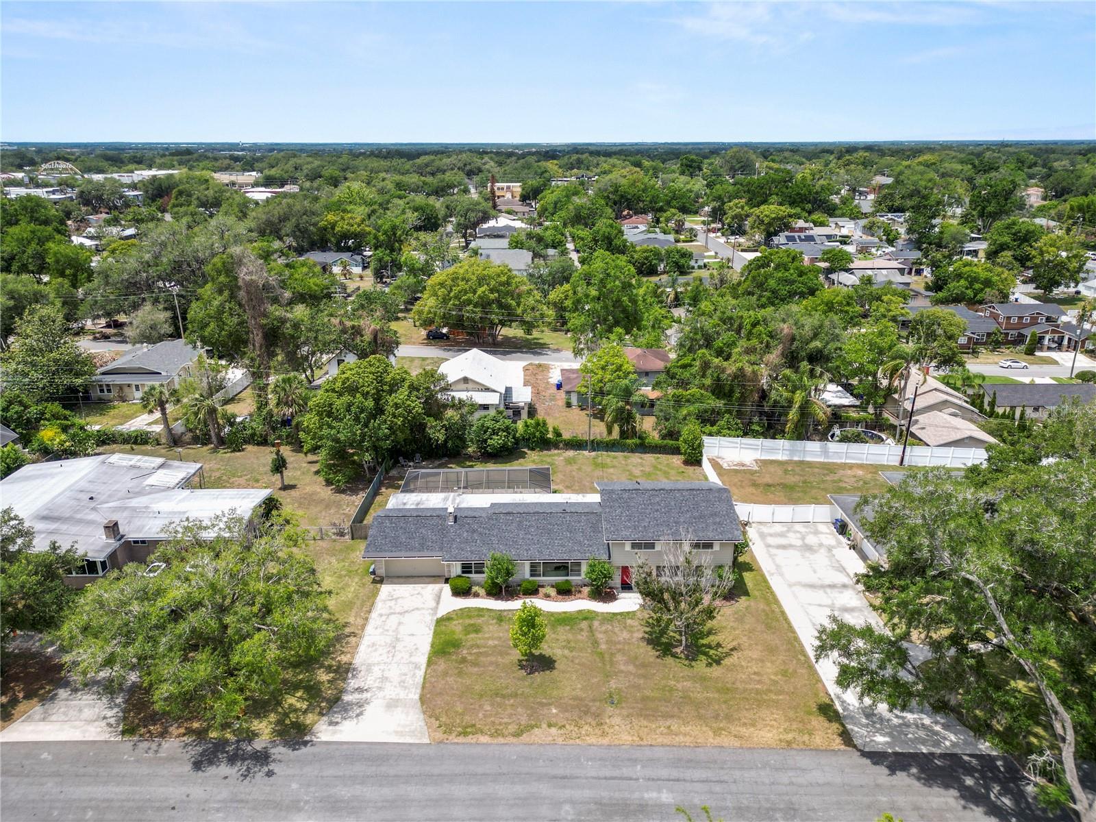 LAUREL HILL - Residential