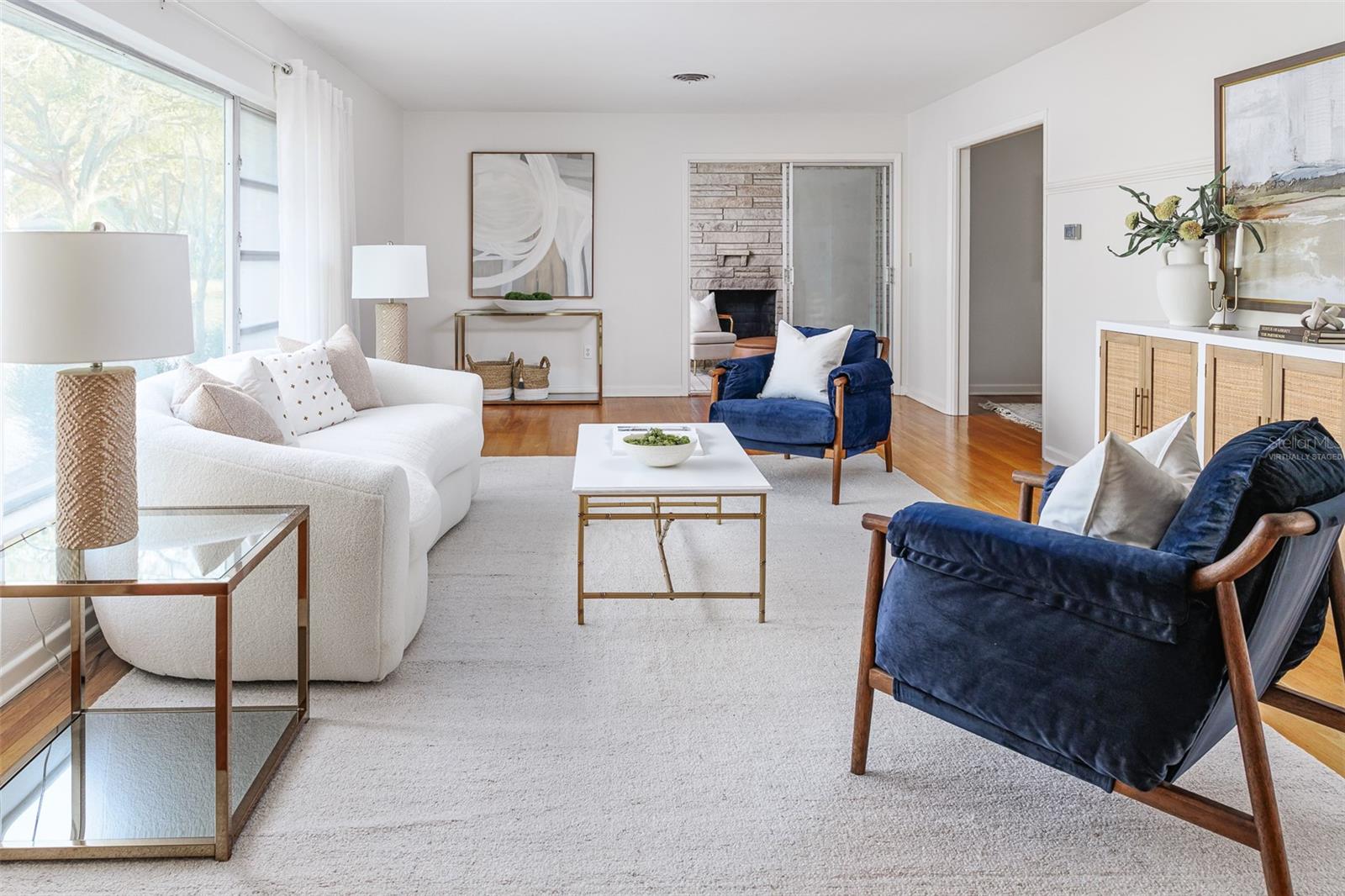 LAUREL HILL - Residential