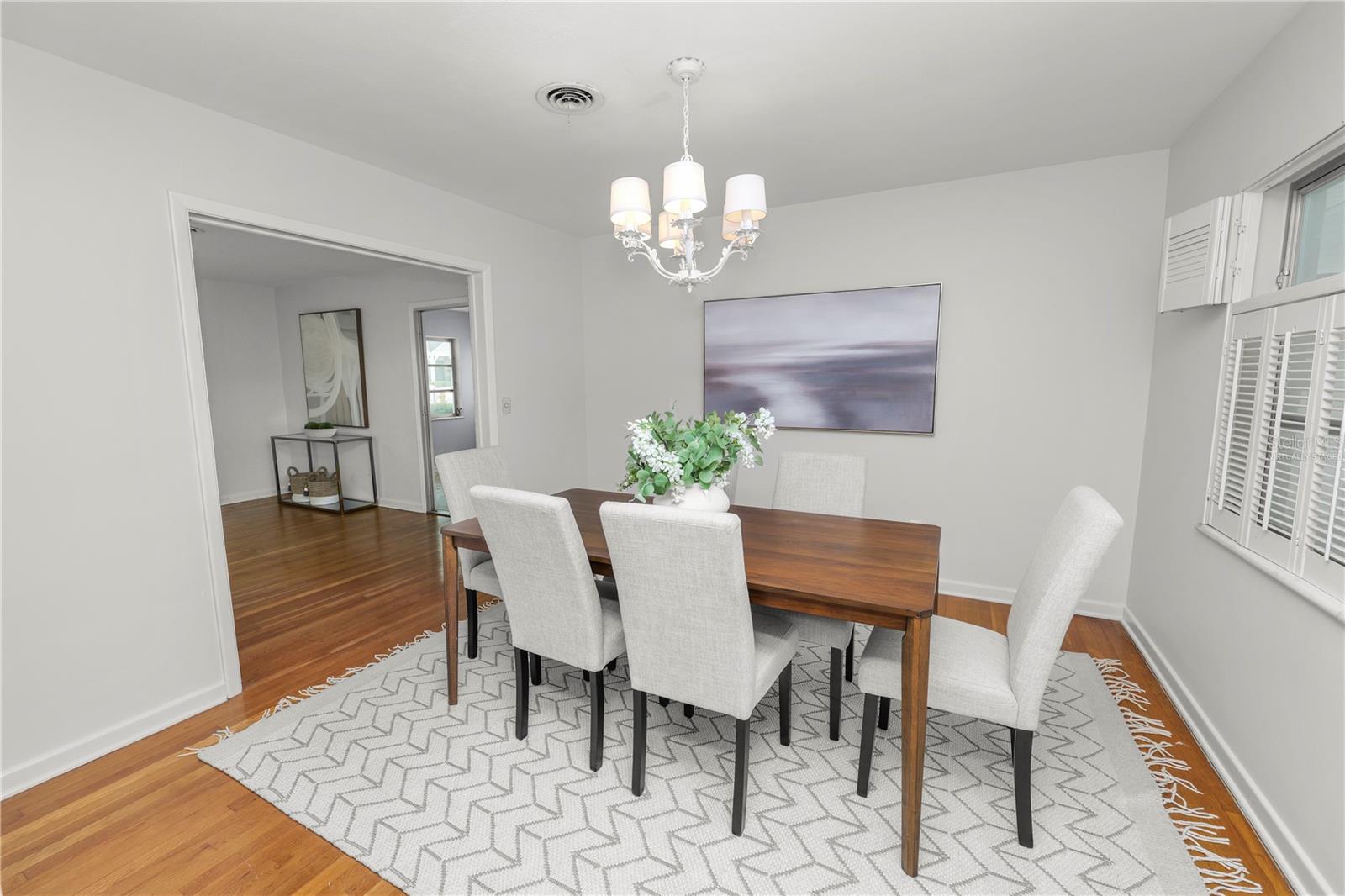 LAUREL HILL - Residential