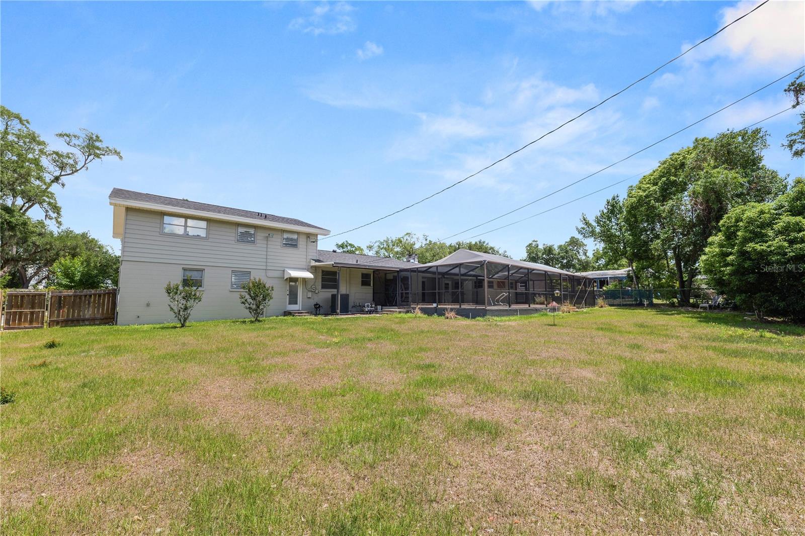 LAUREL HILL - Residential