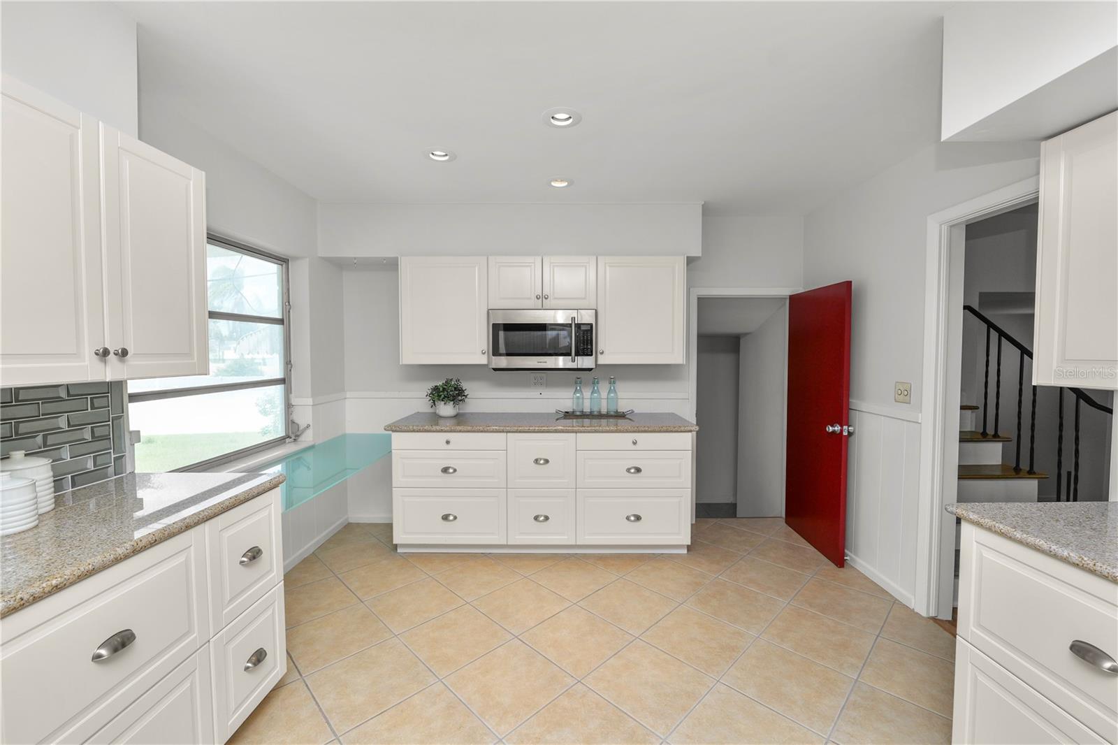 LAUREL HILL - Residential