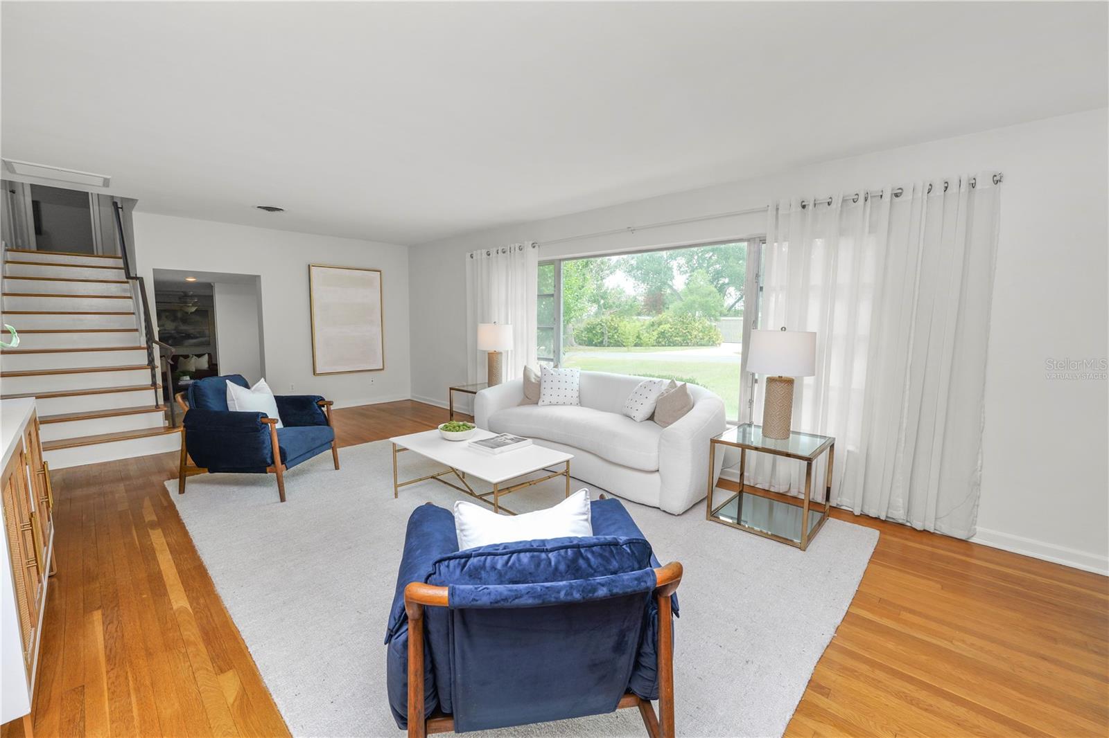 LAUREL HILL - Residential