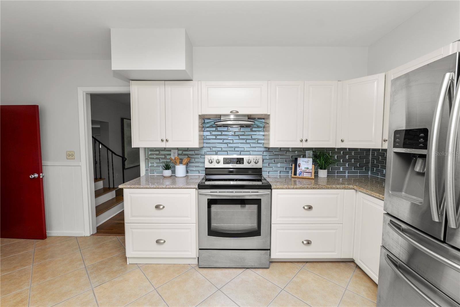 LAUREL HILL - Residential