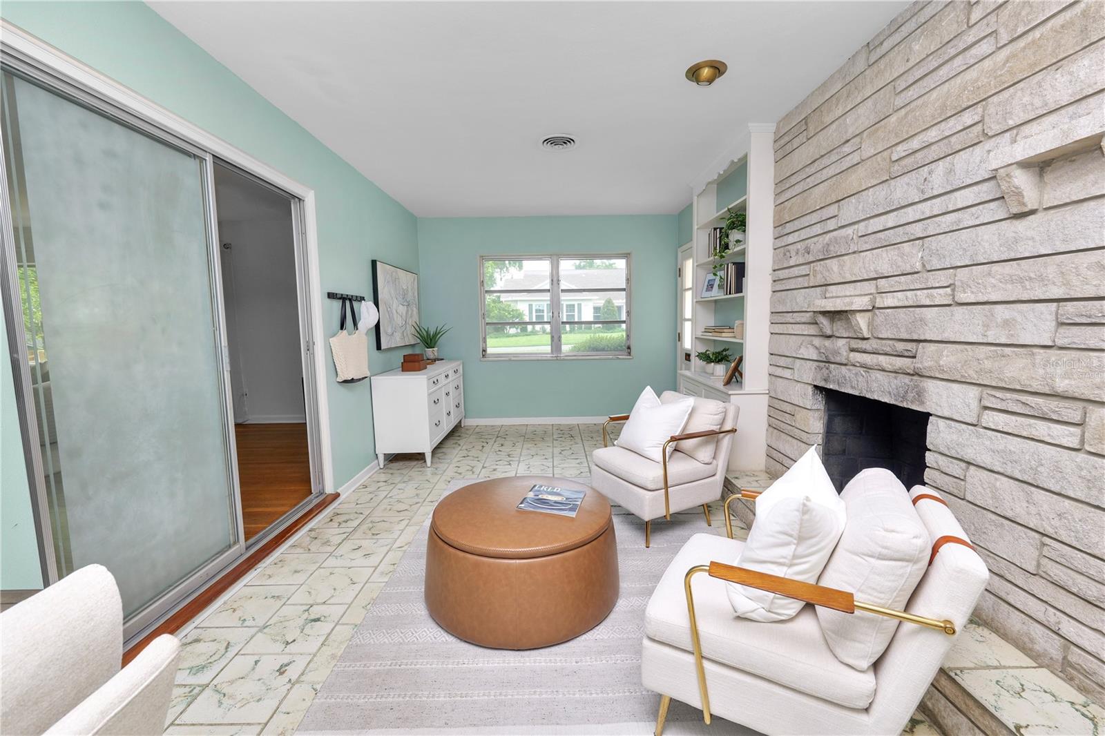 LAUREL HILL - Residential