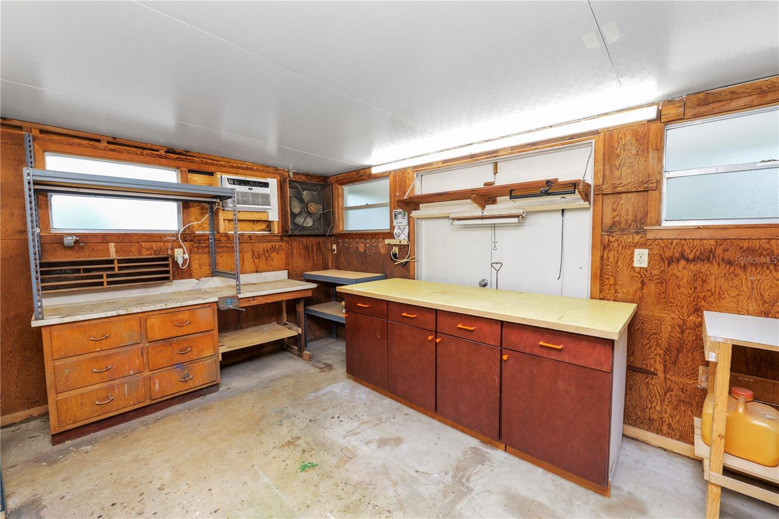 LAUREL HILL - Residential