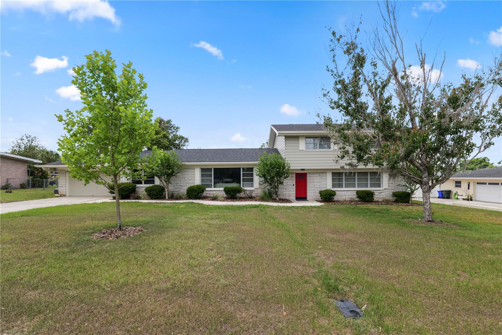 LAUREL HILL - Residential