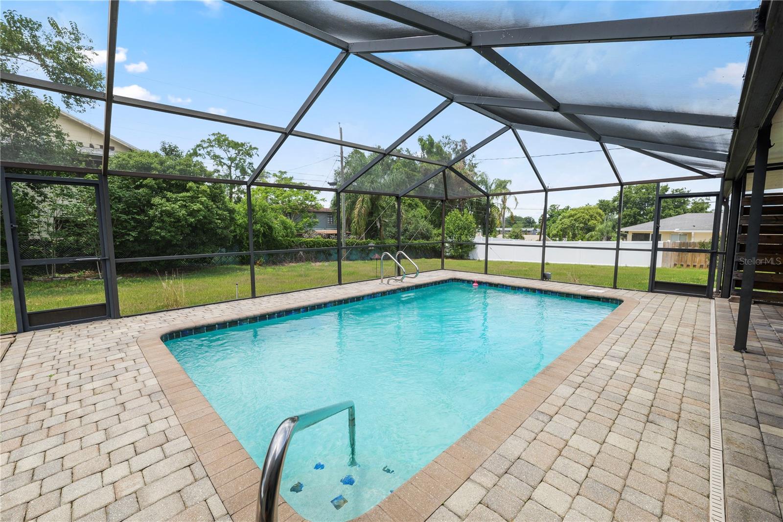 LAUREL HILL - Residential