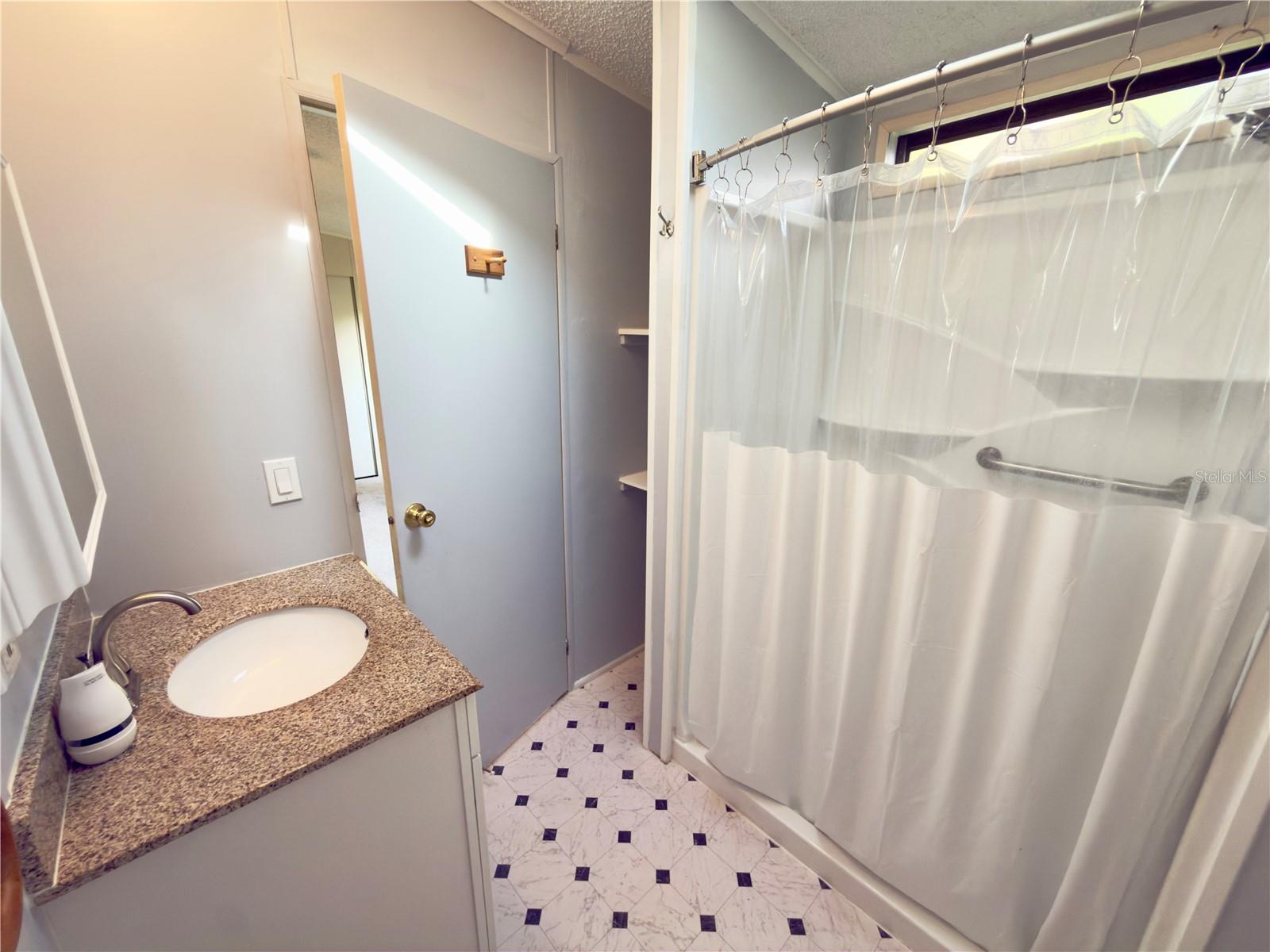 CEDAR LAKES MHP COOP - Residential