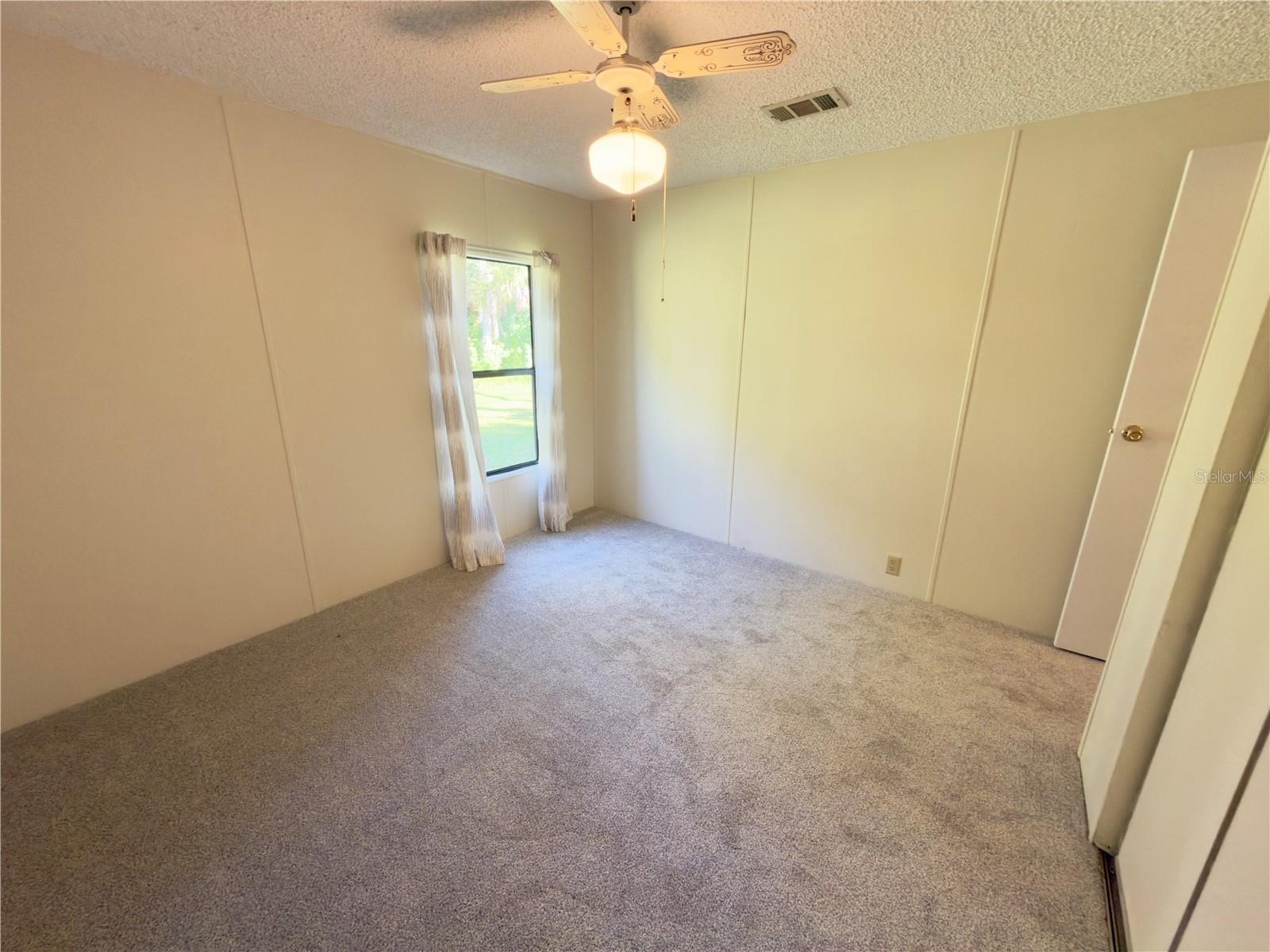 CEDAR LAKES MHP COOP - Residential