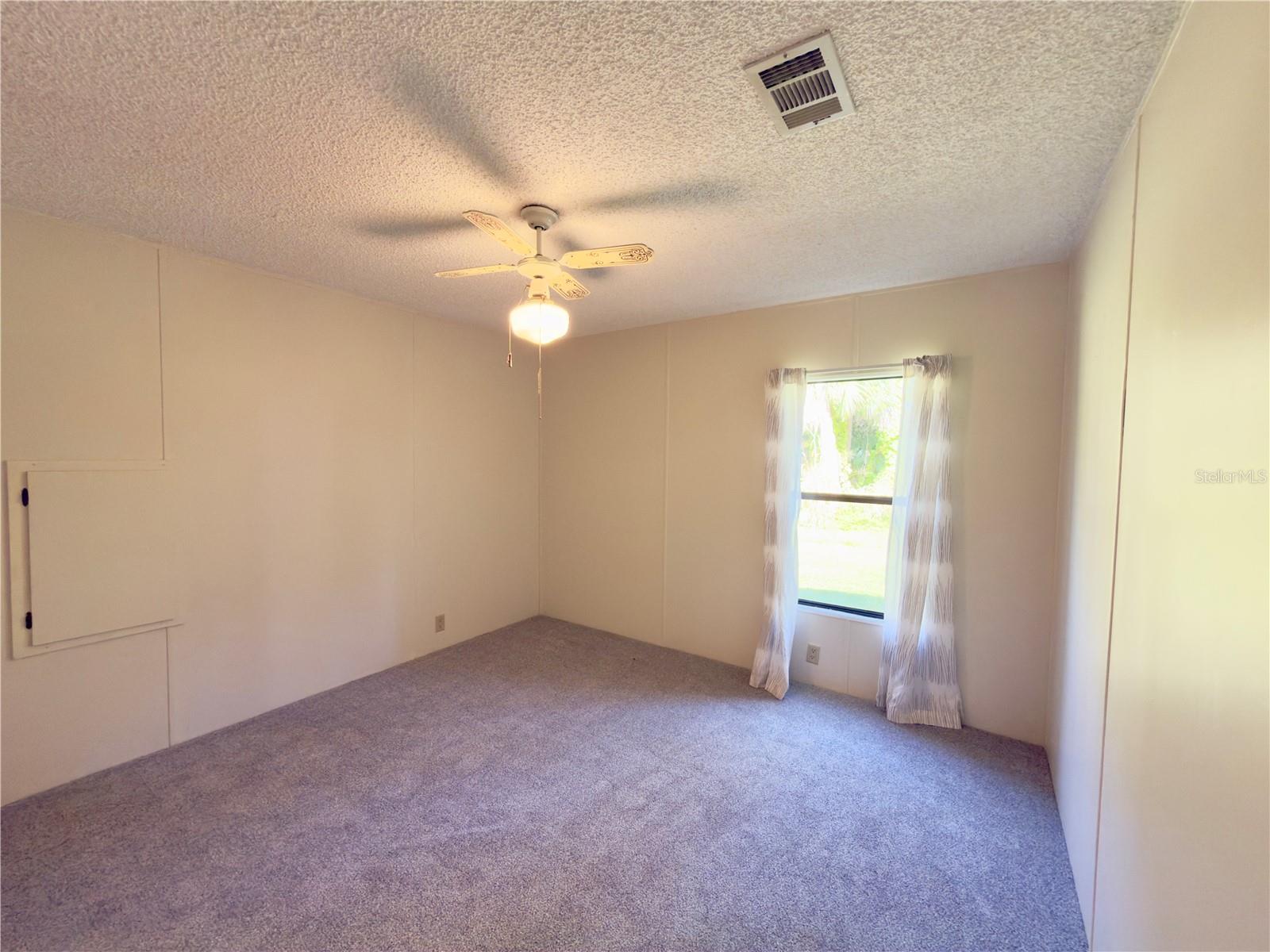 CEDAR LAKES MHP COOP - Residential