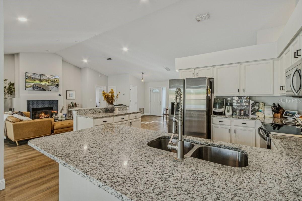 ESTATES AT BENT OAKS - Residential