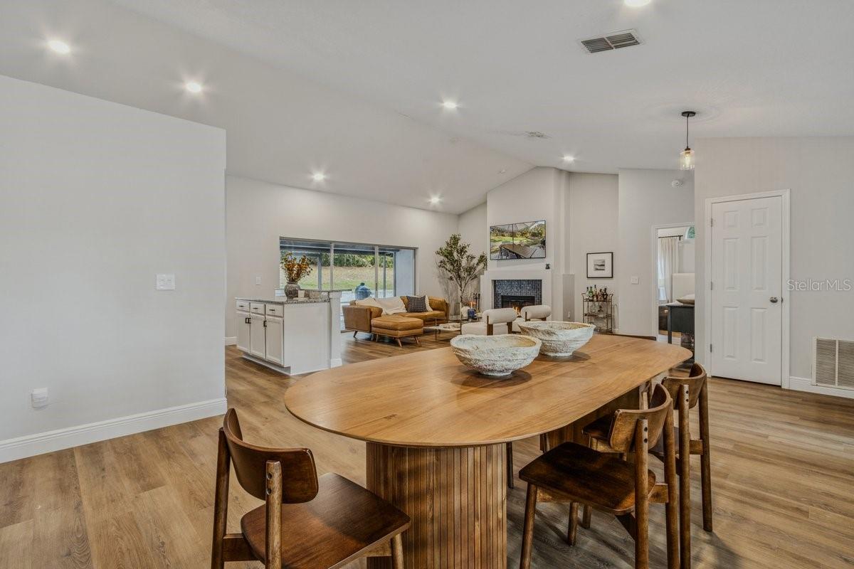 ESTATES AT BENT OAKS - Residential