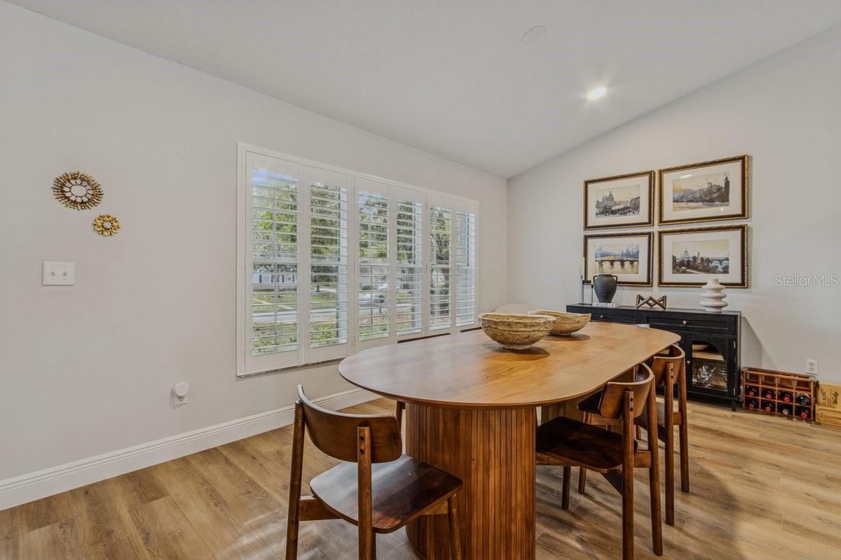 ESTATES AT BENT OAKS - Residential