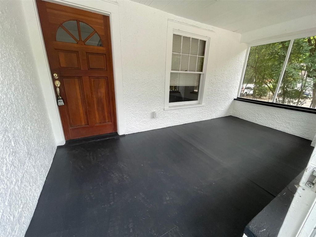 Photo of 2635 W University Avenue, Gainesville, FL 32607 (MLS # GC539489)