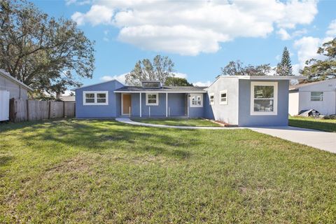 A home in LAND O LAKES