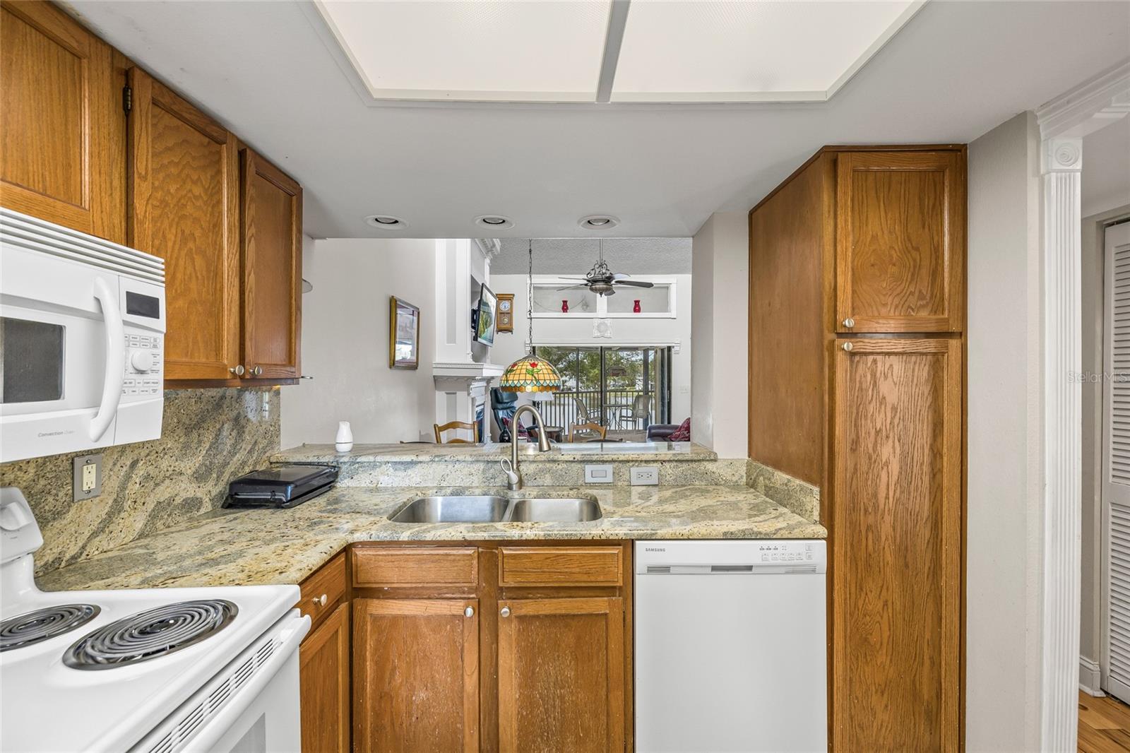 EAST LAKE WOODLANDS WOODLAKE RUN - Residential