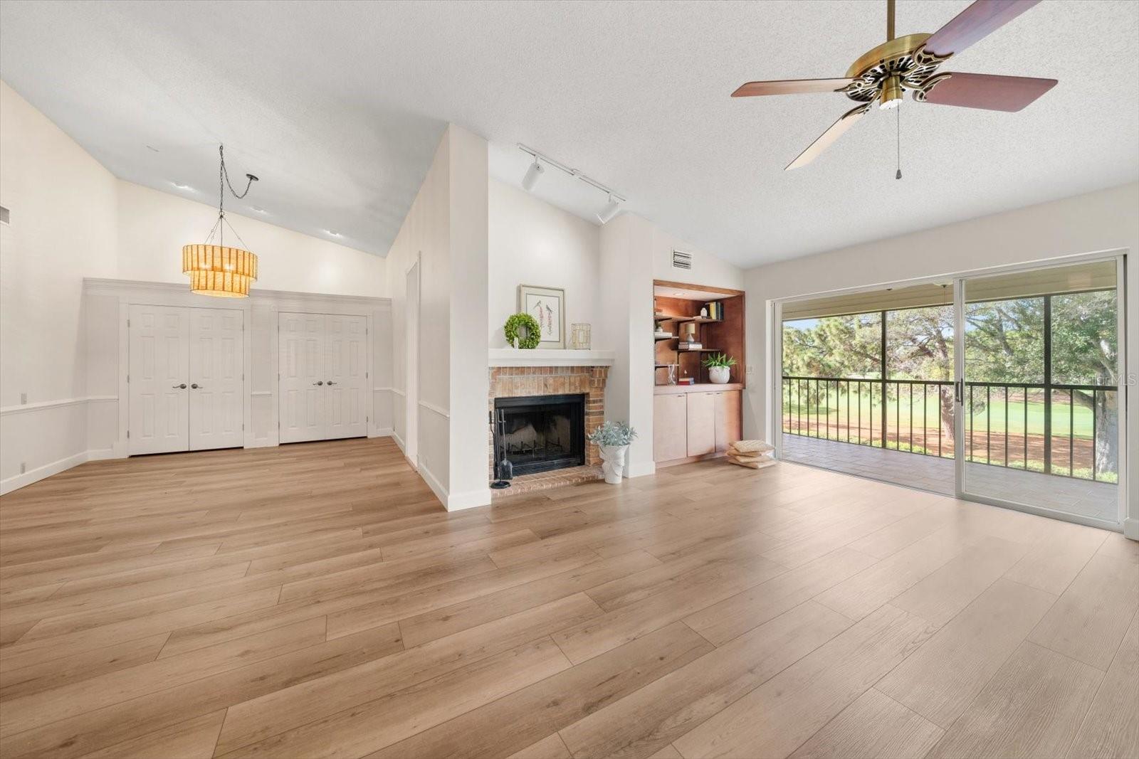 PELICAN PLACE NORTH - Residential