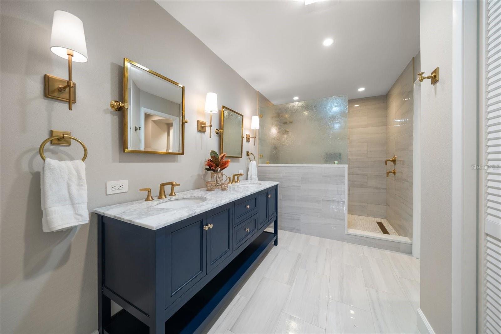 PELICAN PLACE NORTH - Residential