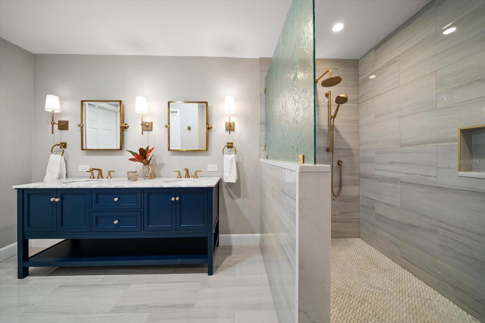 PELICAN PLACE NORTH - Residential