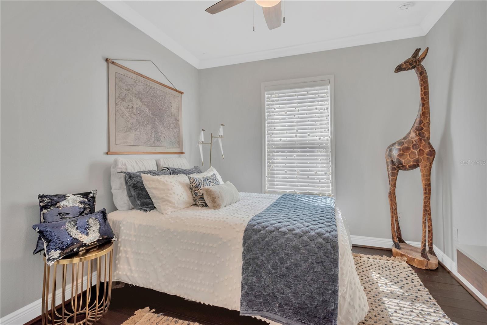 PORT TAMPA COMMUNITIES SUB - Residential Lease