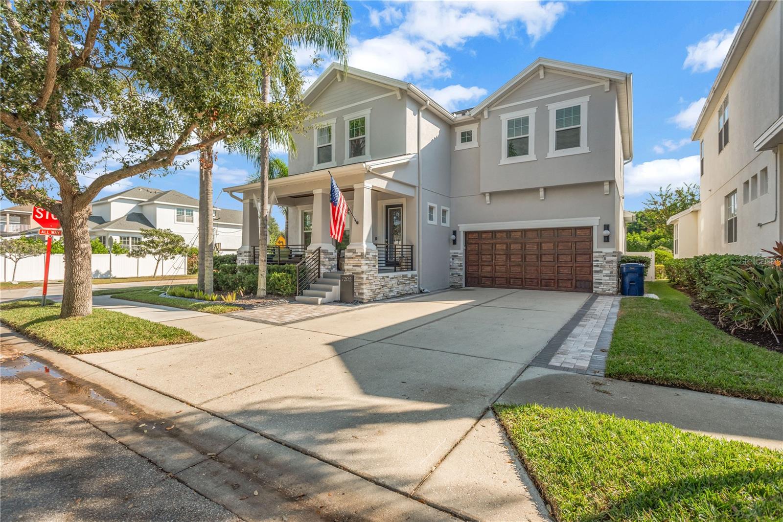 PORT TAMPA COMMUNITIES SUB - Residential Lease