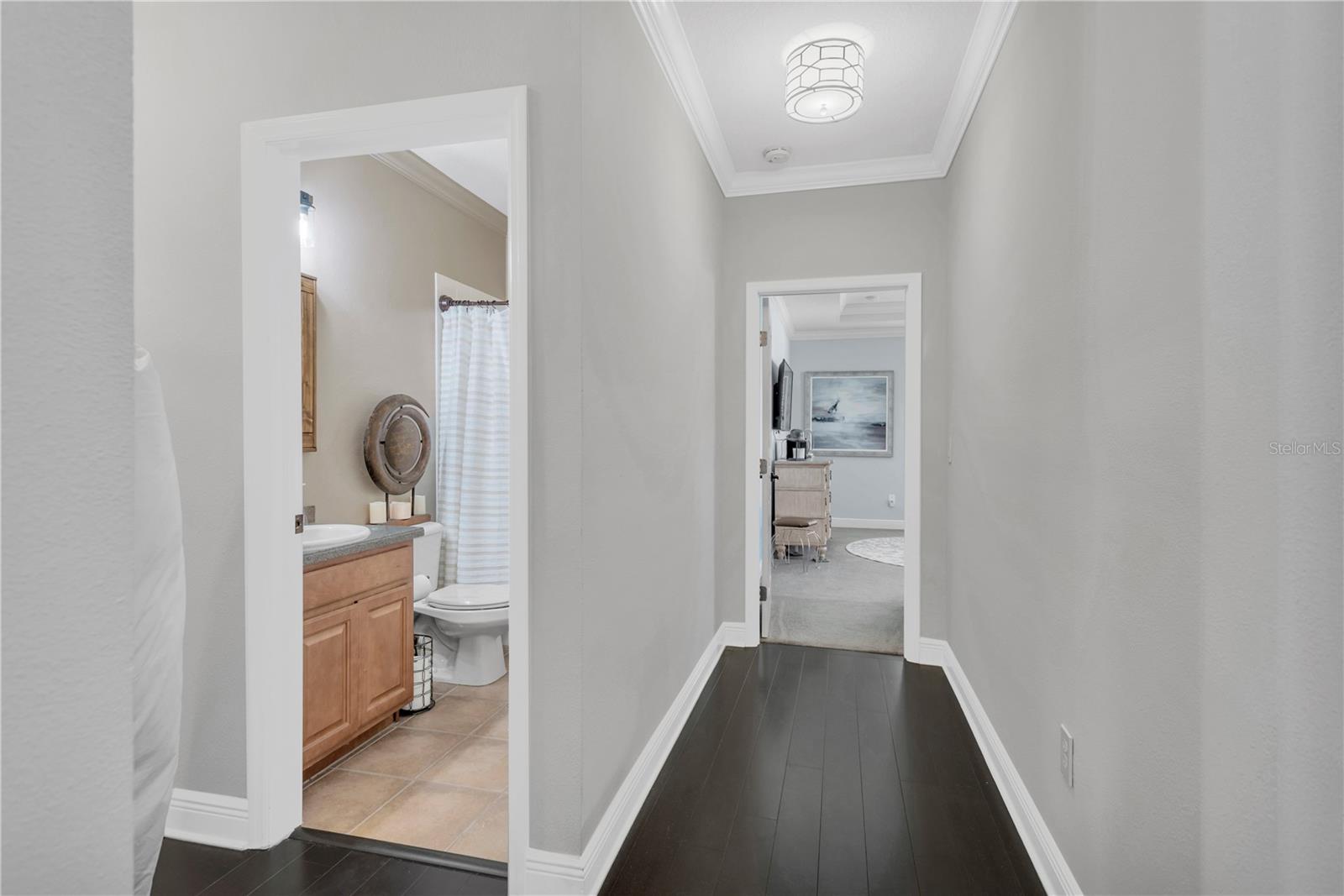 PORT TAMPA COMMUNITIES SUB - Residential Lease