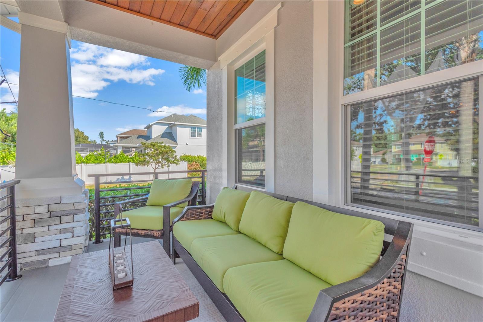 PORT TAMPA COMMUNITIES SUB - Residential Lease