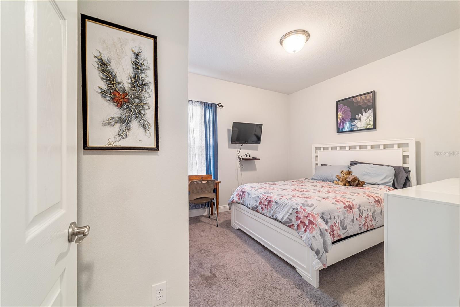 SUMMERCREST - Residential